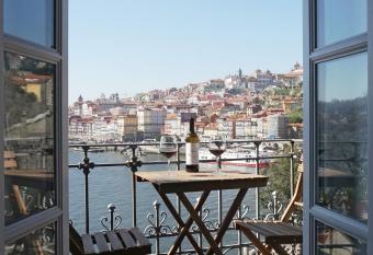 Porto View by Patio 25 allows 18 year olds to book a room