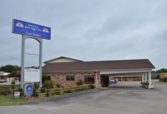 Americas Best Value Inn Crosstimbers has Smoking rooms