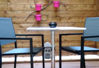 Love & Spa allows 18 year olds to book a room