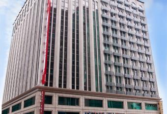 Cosmos Hotel Taipei allows 18 year olds to book a room