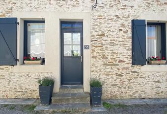 C  line et Olivier allows 18 year olds to book a room