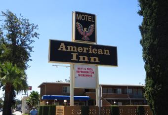 American Inn has Smoking rooms