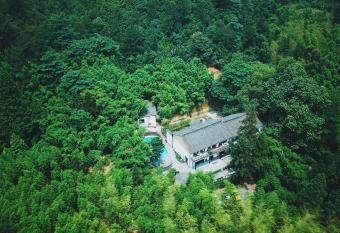 July Bamboo Hostel has Balcony rooms