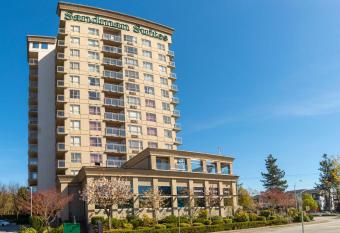 Sandman Suites Surrey - Guildford allows 18 year olds to book a room