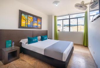 Hotel Casa Blanca Laureles allows 18 year olds to book a room