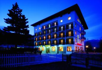 Hotel Panoramique has Balcony rooms