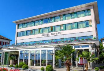 becozy du Lac Self-Check In Hotel Riviera Edition allows 18 year olds to book a room