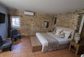 La Bastide Saint Bach has Balcony rooms