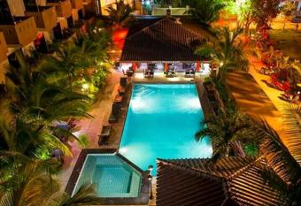 Cocco Resort has Smoking/Balcony rooms