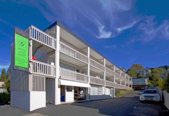 George Street Motel Apartments has Balcony rooms