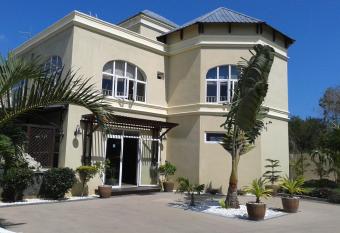 Villa Narmada has Balcony rooms