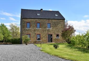 La Haie Bolaine allows 18 year olds to book a room