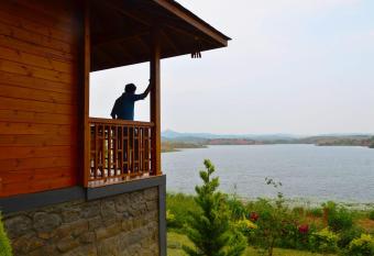 LakeRose Wayanad Resort allows 18 year olds to book a room