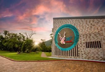 26   South Bush Boho Hotel allows 18 year olds to book a room