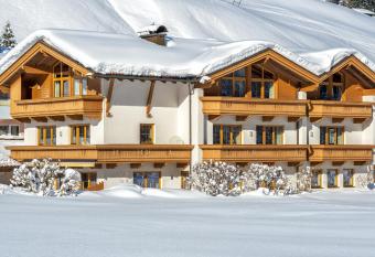 Ferienwohnungen Magdalena has Balcony rooms