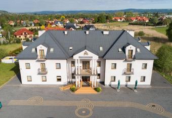 Dworek Magnat has Balcony rooms