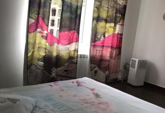 Central Home has Balcony rooms