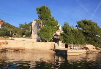Apartments Dobrana has Balcony rooms