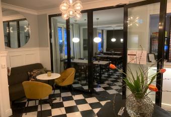 Hotell Esplanad allows 18 year olds to book a room