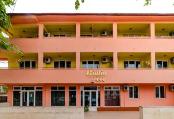 Hotel Giulia has Balcony rooms