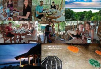 Turtle Paradise has Balcony rooms