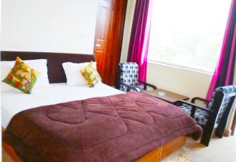 Silver Dew Resorts has Smoking/Balcony rooms