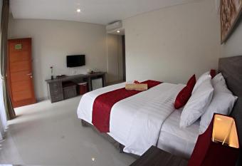 Puri Kesari Guest House has Balcony rooms