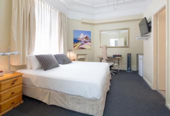 Neutral Bay Lodge allows 18 year olds to book a room