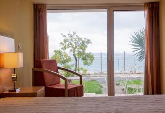 INATEL Oeiras has Balcony rooms