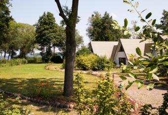 Das Haus am See Schwerin has Balcony rooms