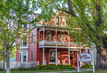 Bross Hotel B & B allows 18 year olds to book a room