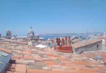 Maison Du Vieux Panier Vieux Port allows 18 year olds to book a room