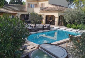 Villa valentina has Balcony rooms