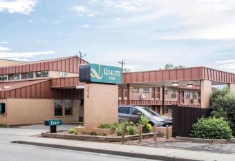 Quality Inn Durango allows 18 year olds to book a room