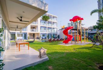 Surf and Sand Resort has Balcony rooms