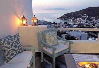 Captain s has Balcony rooms