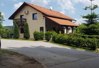House Petra has Balcony rooms