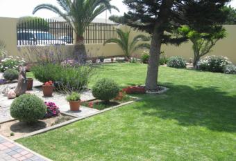 Cornerstone Guesthouse has Balcony rooms