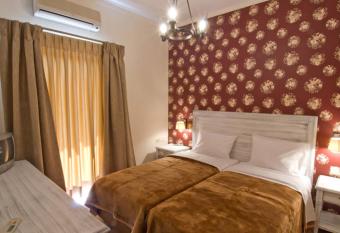 Fotis Rooms has Balcony rooms