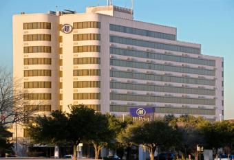 Hilton College Station & Conference Center has Balcony rooms