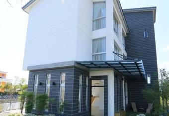 Ming Yuan B&B has Balcony rooms