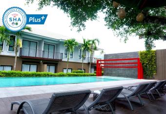 The Lake Chalong Hotel SHA Plus has Balcony rooms