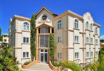 Mandela Court Suites Grenada allows 18 year olds to book a room