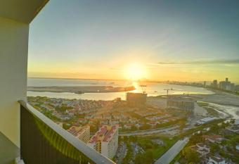 The Landmark Seaview Gurney allows 18 year olds to book a room