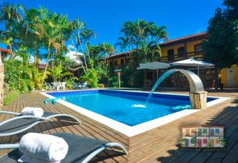 Pousada Praia do Jabaquara allows 18 year olds to book a room