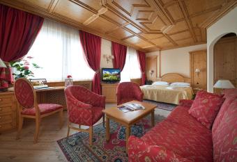 Hotel Valtellina has Balcony rooms