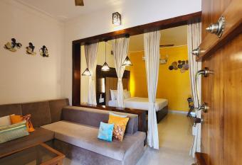 Riyavar Luxury Homestay has Balcony rooms