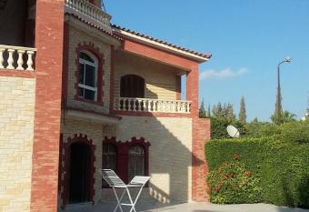 Villa Dr. Atef Darwish has Smoking/Balcony rooms