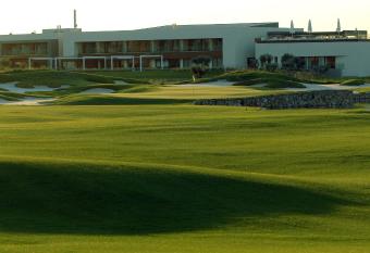 Sercotel El Encin Golf has Balcony rooms