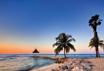 Half Moon has Smoking/Balcony rooms